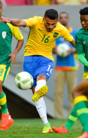 Brasília - Futebol masculino da seleção brasileira, deu o seu pontapé inicial na Olimpíada Rio 2016, em uma partida contra a África do Sul, no Estádio Mané Garrincha (Marcelo Camargo/Agência Brasil)